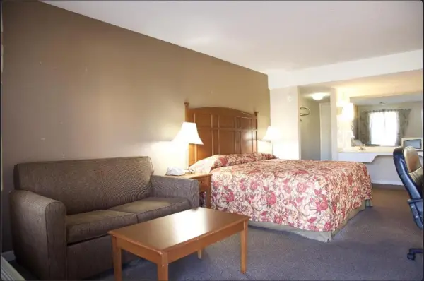 Travelers Inn Elizabethton 10